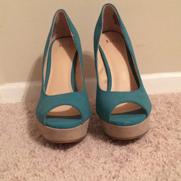 Elle Teal and Cream Heels - Picture 5 of 5